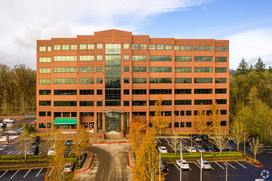 5885 Meadows Rd, Lake Oswego, OR for lease - Building Photo - Image 2 of 8