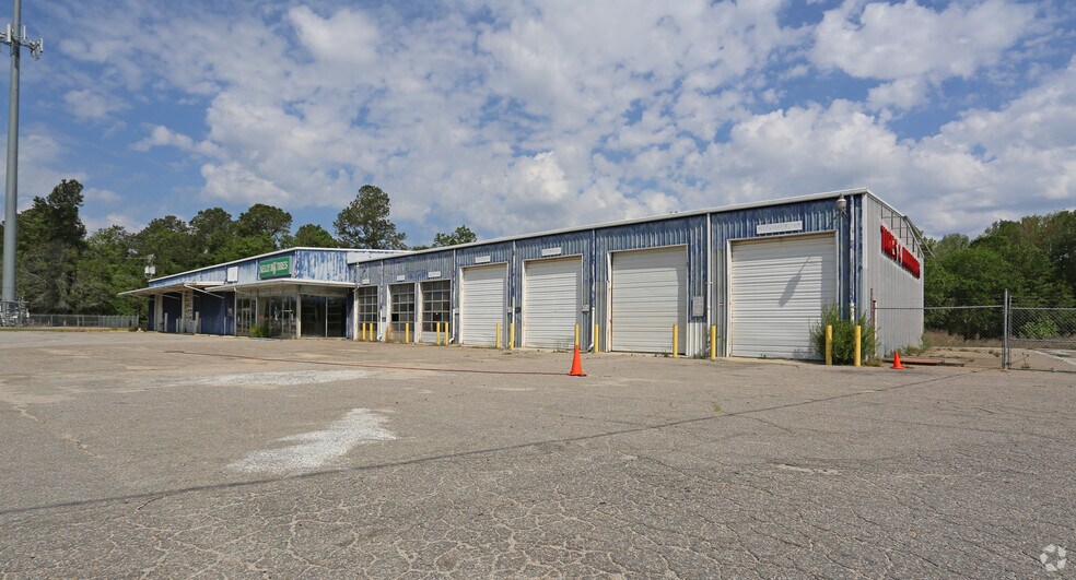 1782 Old Edisto Dr, Orangeburg, SC for sale - Primary Photo - Image 1 of 1