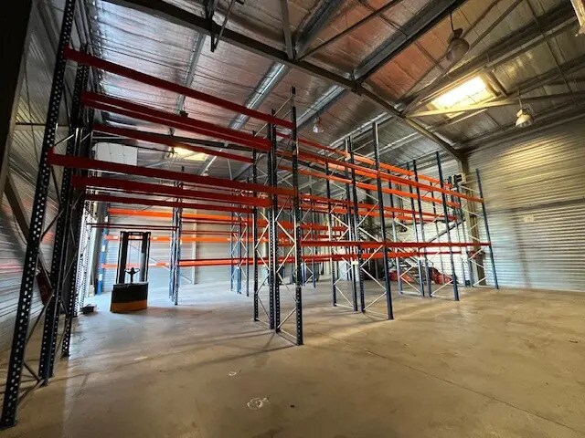 Flex in Saint-Raphaël for lease - Interior Photo - Image 2 of 3