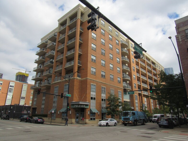 954 W Monroe St, Chicago, IL for sale - Building Photo - Image 2 of 3