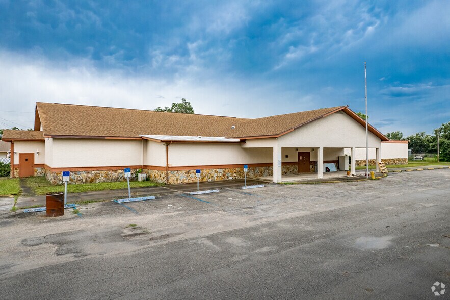 1936 Abacus Rd, Holiday, FL for lease - Building Photo - Image 1 of 5