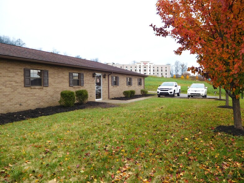 2105 Pleasant Valley Rd, Fairmont, WV 26554