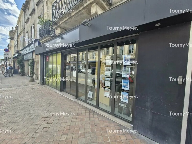 Retail in Bordeaux for lease - Building Photo - Image 2 of 5