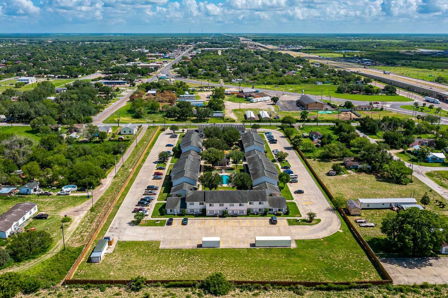 201 Taylor Rd, Falfurrias, TX 78355 Sundance Apartments