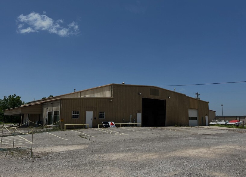 621 N Morgan Rd, Oklahoma City, OK for lease - Primary Photo - Image 1 of 3