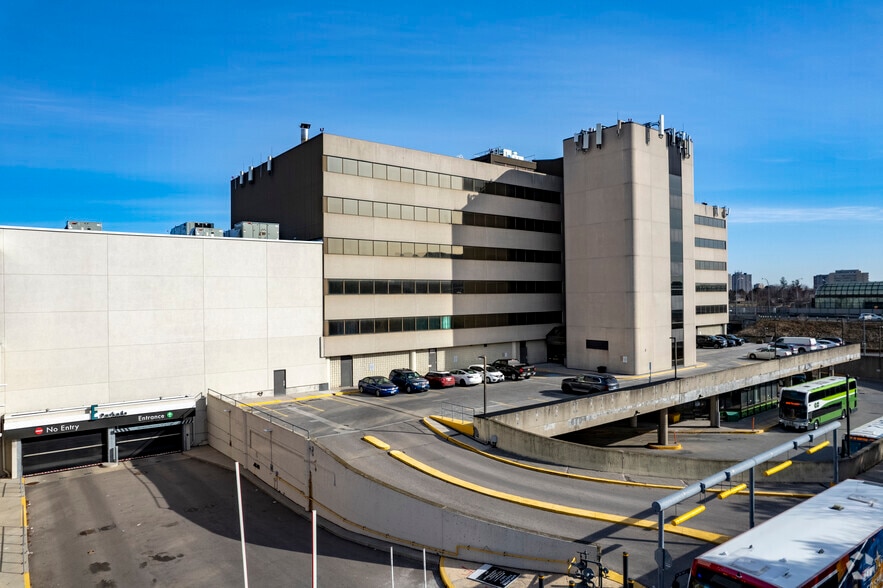 1 Yorkdale Rd, Toronto, ON for lease - Building Photo - Image 2 of 2