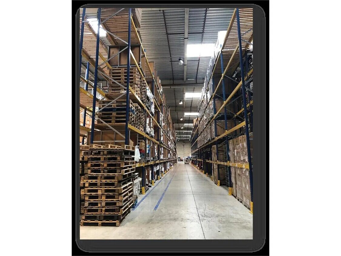 Flex in Compans for lease Interior Photo- Image 1 of 3