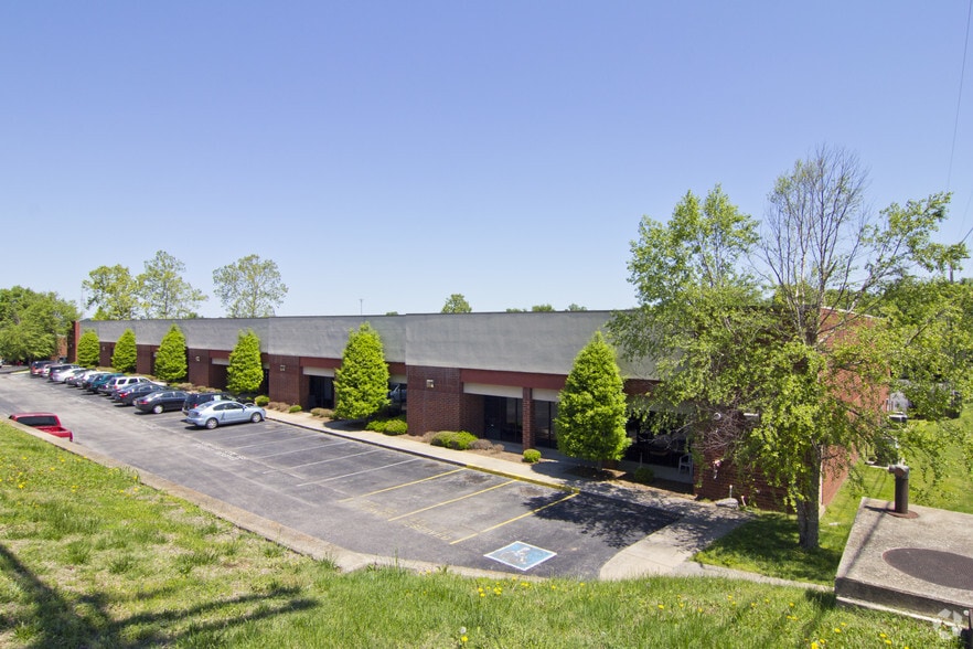 830 Fesslers Pky, Nashville, TN for lease - Primary Photo - Image 1 of 15