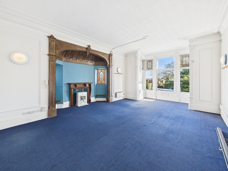 1 Queens Gdns, Aberdeen for sale - Interior Photo - Image 3 of 8