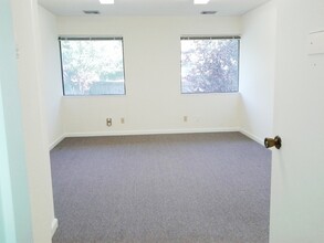 701 Southampton Rd, Benicia, CA for lease Interior Photo- Image 2 of 5