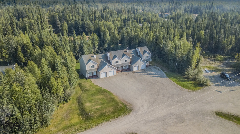 2370 Dano Ct, North Pole, AK for sale - Building Photo - Image 1 of 1