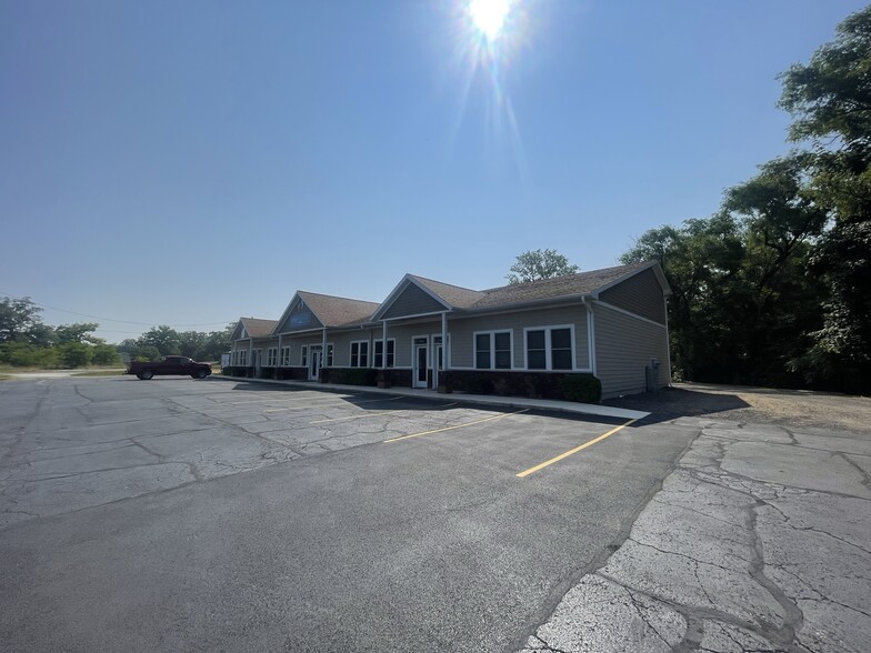 18853 Us-12, New Buffalo, MI for lease - Building Photo - Image 2 of 9