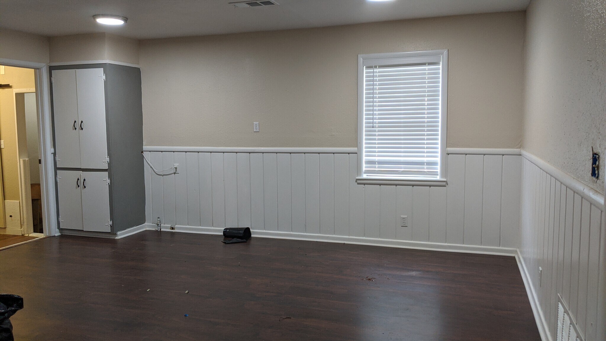 214 N Main St, Springtown, TX for sale Interior Photo- Image 1 of 1