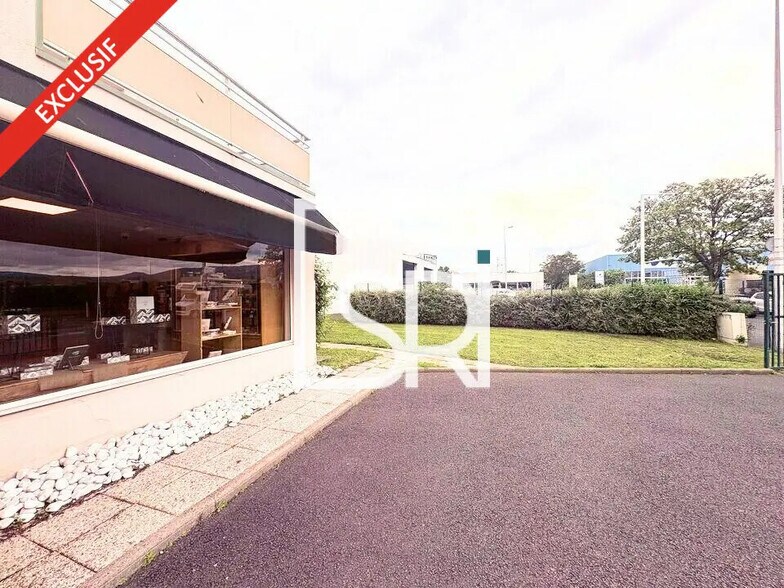 Retail in Aubière for lease - Building Photo - Image 2 of 9