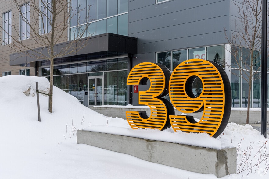 39 Jackson Rd, Devens, MA for lease - Building Photo - Image 3 of 7