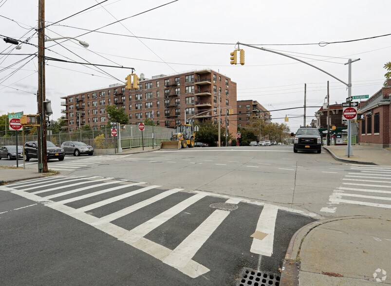 95-97 Lincoln Ave, Staten Island, NY for sale - Building Photo - Image 1 of 1