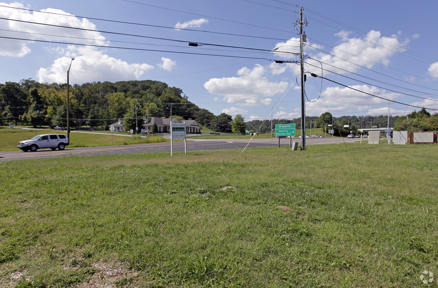 Washington Pike, Knoxville, TN for lease - Primary Photo - Image 1 of 2