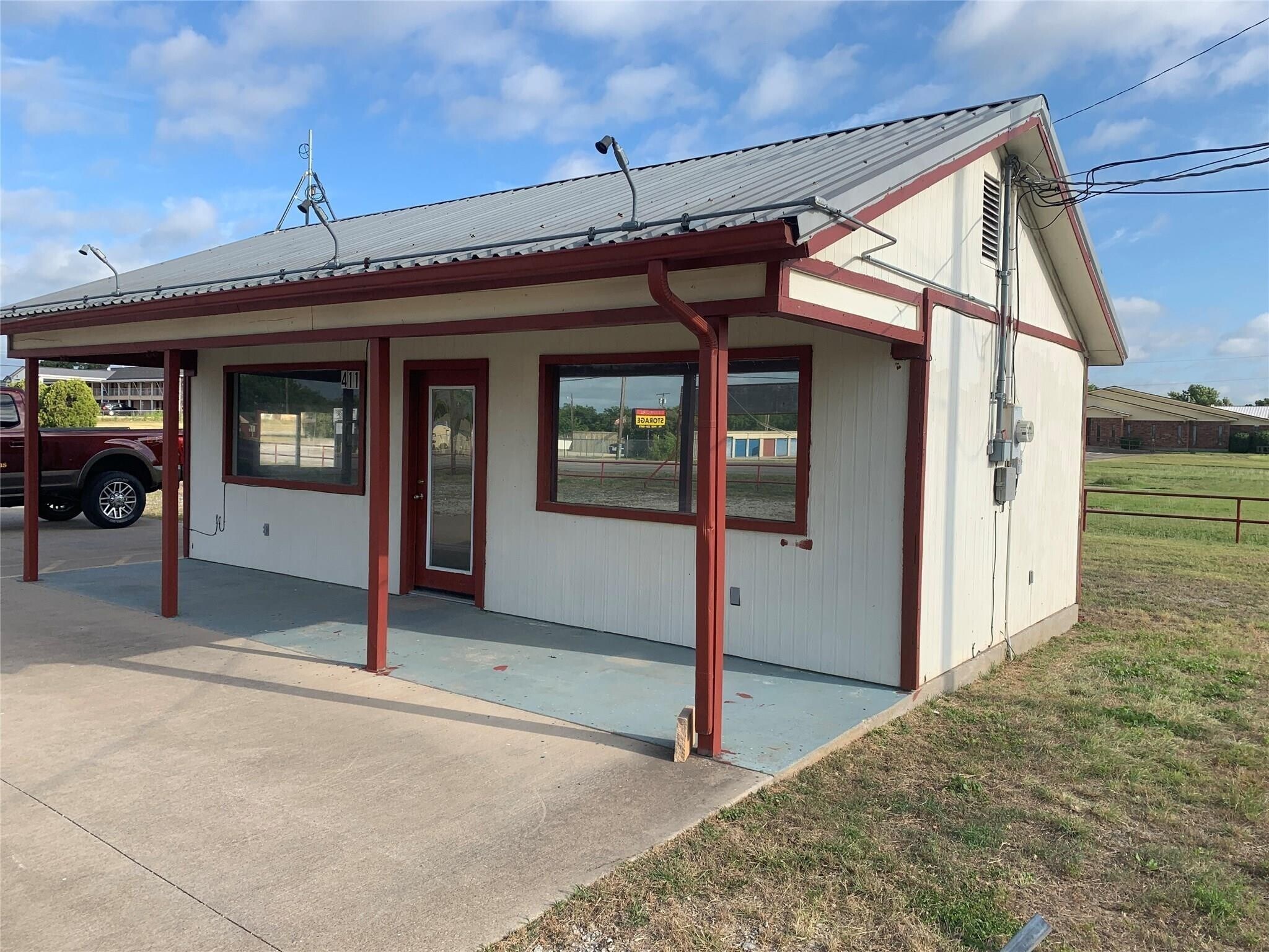 4115 Highway 180 E, Mineral Wells, TX for sale Primary Photo- Image 1 of 1