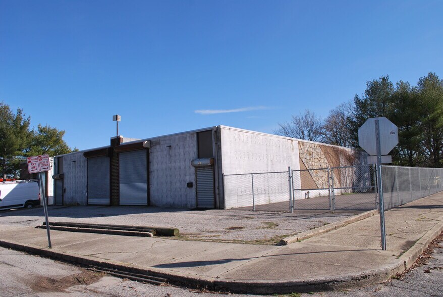 374376 Neptune Ave, West Babylon, NY 11704 Industrial for Sale