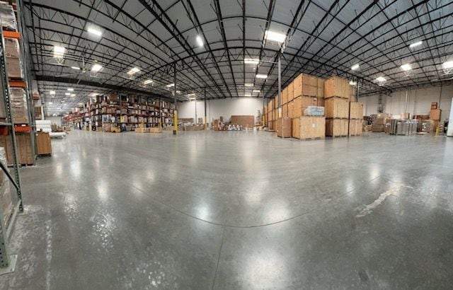 2646 W Base Line Rd, Rialto, CA for lease Interior Photo- Image 1 of 3