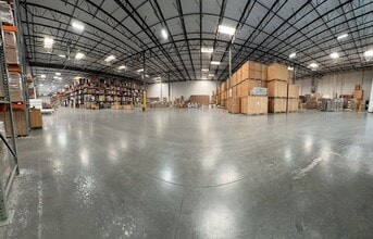 2646 W Base Line Rd, Rialto, CA for lease Interior Photo- Image 1 of 3