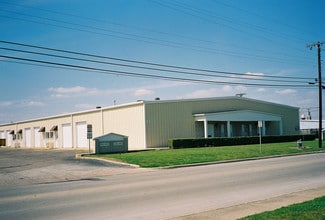 More details for 301-363 N Briery Rd, Irving, TX - Flex for Lease