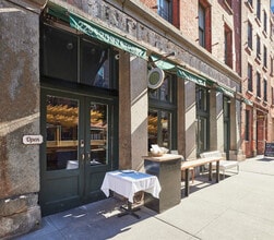 229 Front St, New York, NY for lease Interior Photo- Image 1 of 5