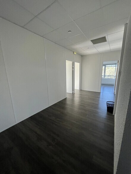 12 Avenue Ariane, Mérignac for sale - Interior Photo - Image 3 of 13