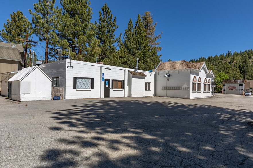 3221 Main St, Mammoth Lakes, CA for sale - Building Photo - Image 2 of 31