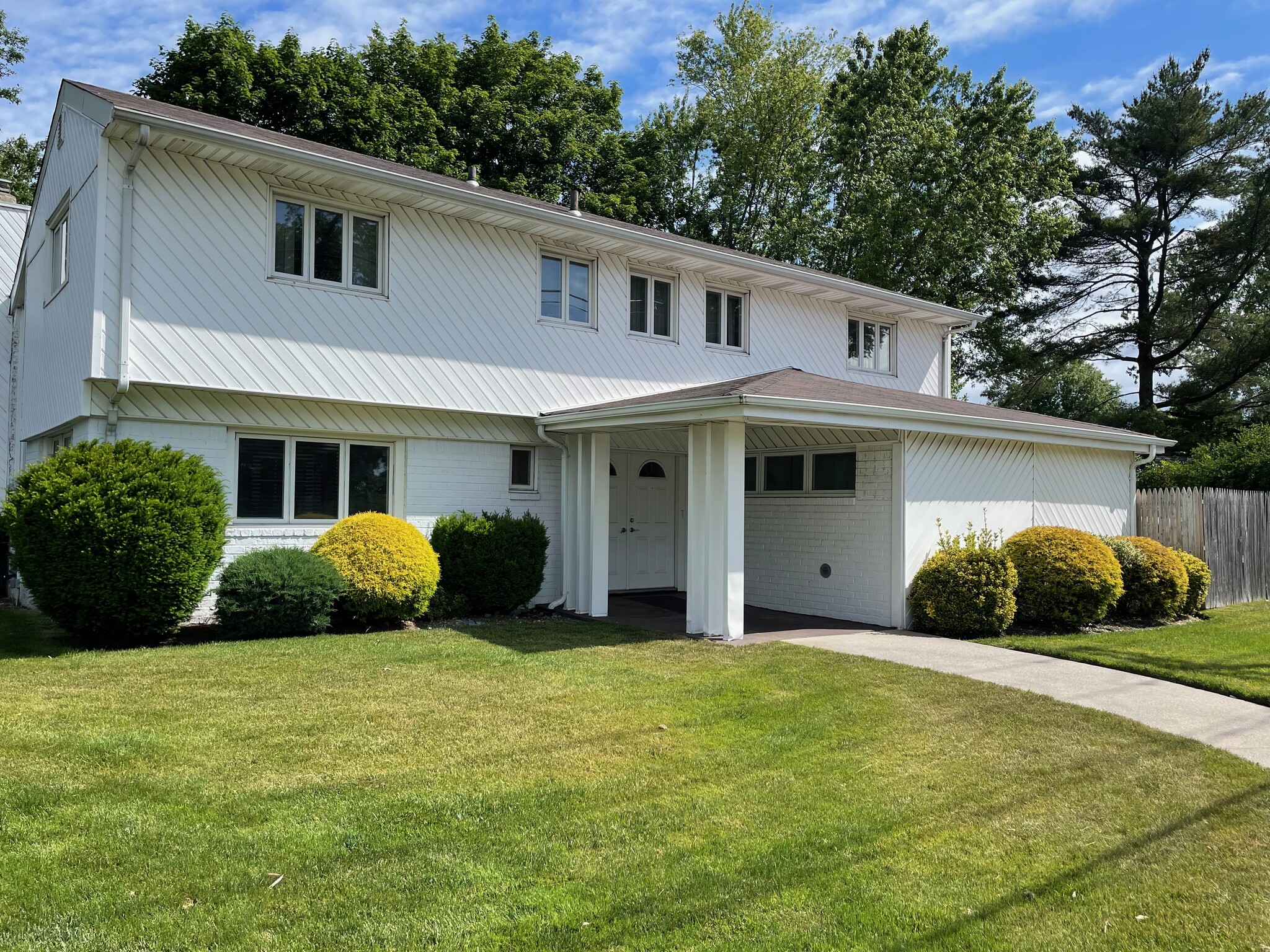 980 Old Country Rd, Plainview, NY for sale Building Photo- Image 1 of 1