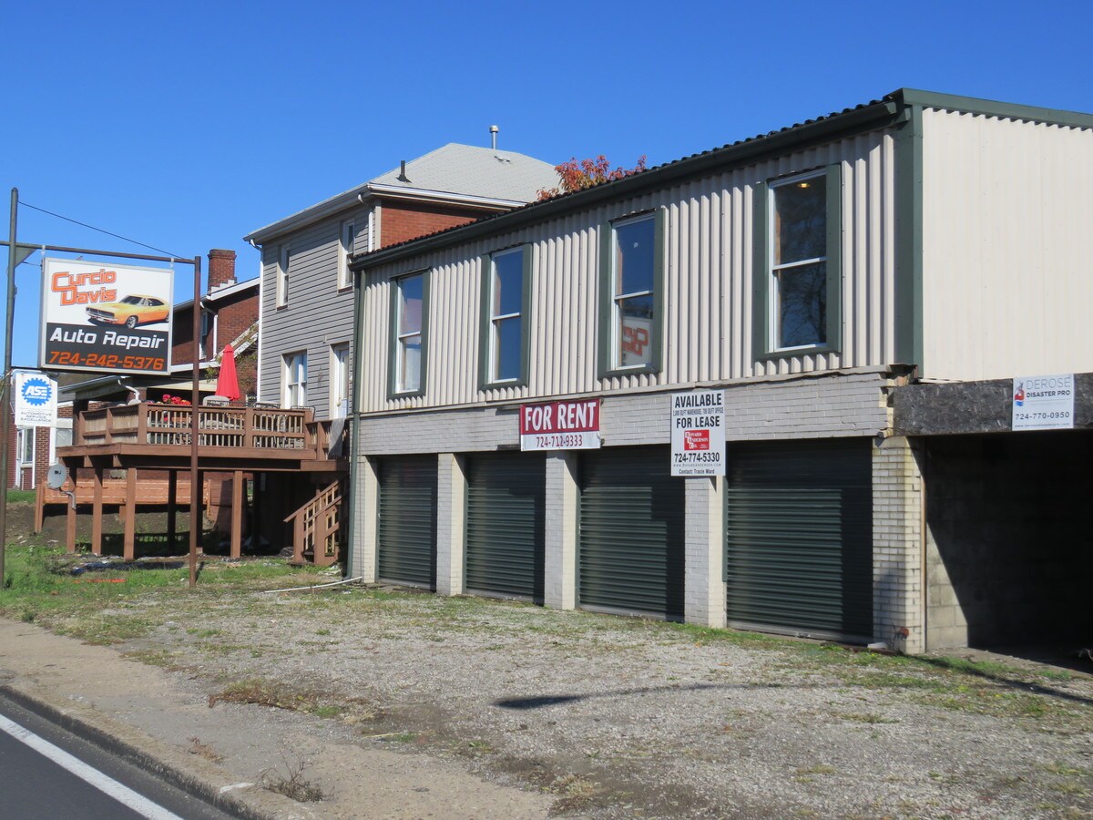 1329 1st Ave, Conway, PA 15027