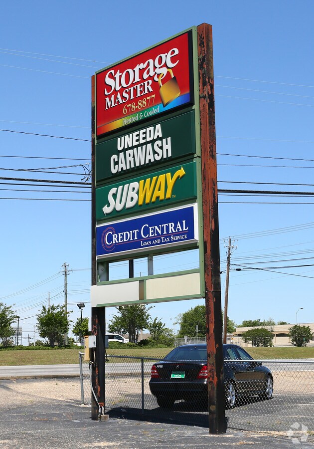 100178 Ross Clark Cir, Dothan, AL 36303