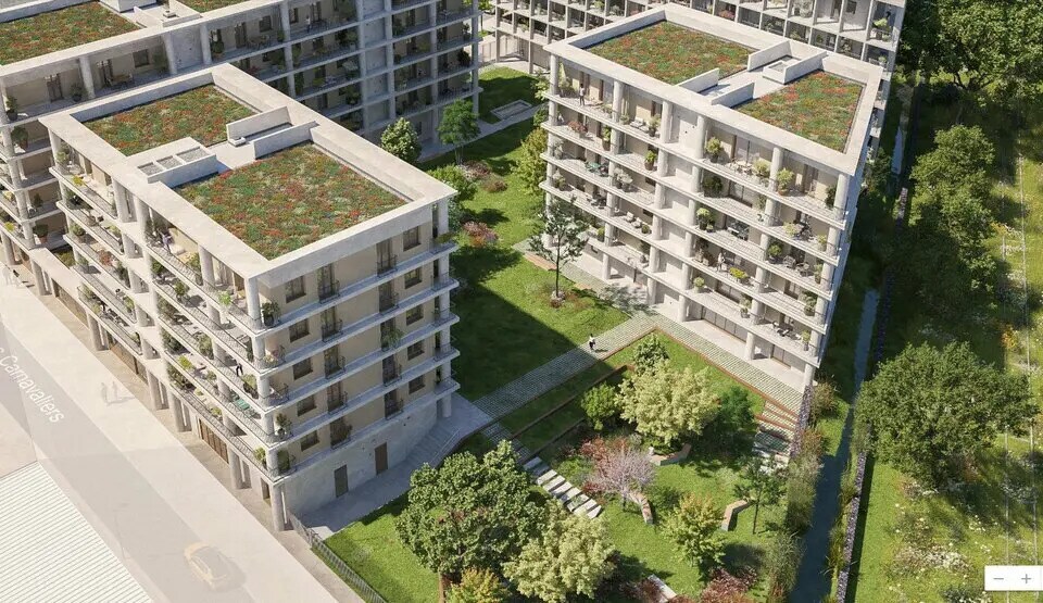 Retail in Nantes for sale Building Photo- Image 1 of 6