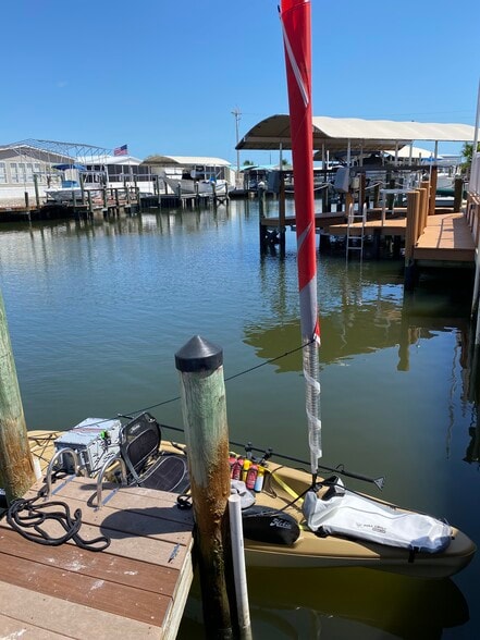 3096 Skipper Ln, Saint James City, FL for sale - Building Photo - Image 3 of 34