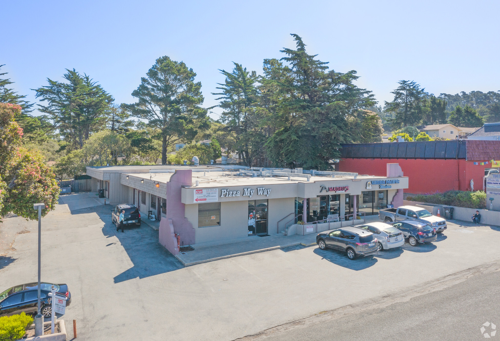 1157 Forest Ave, Pacific Grove, CA for sale Primary Photo- Image 1 of 24