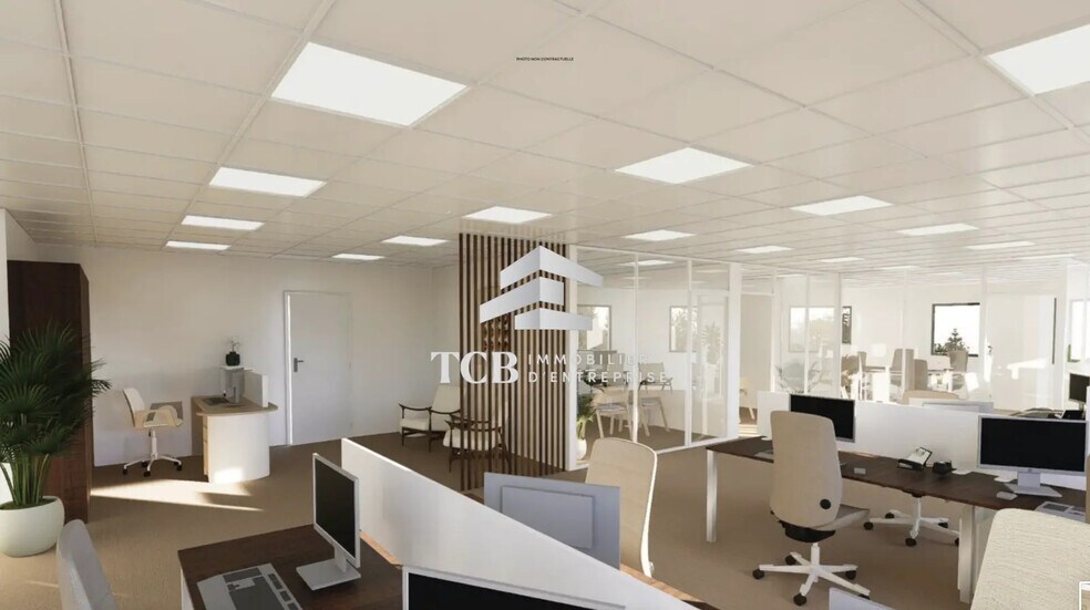 Office in Haute-Goulaine for lease - Interior Photo - Image 1 of 9