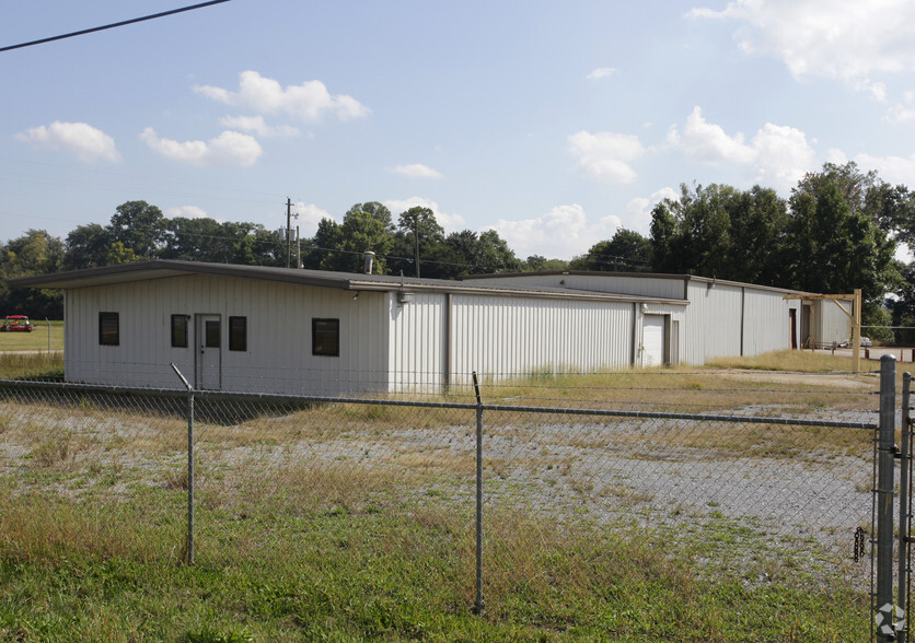 1766 West Ave, Cartersville, GA for sale - Primary Photo - Image 1 of 2