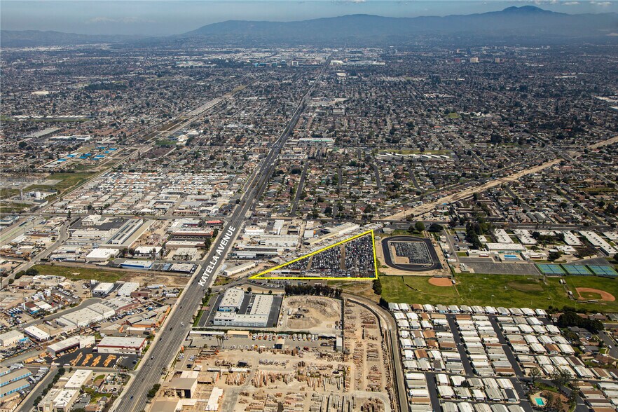 8188 Katella Ave, Stanton, CA for sale - Building Photo - Image 2 of 2