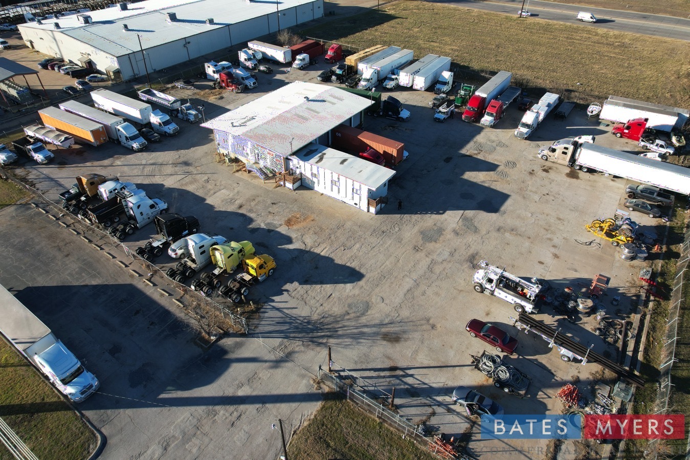 1801 Commerce St, Garland, TX for lease Building Photo- Image 1 of 20