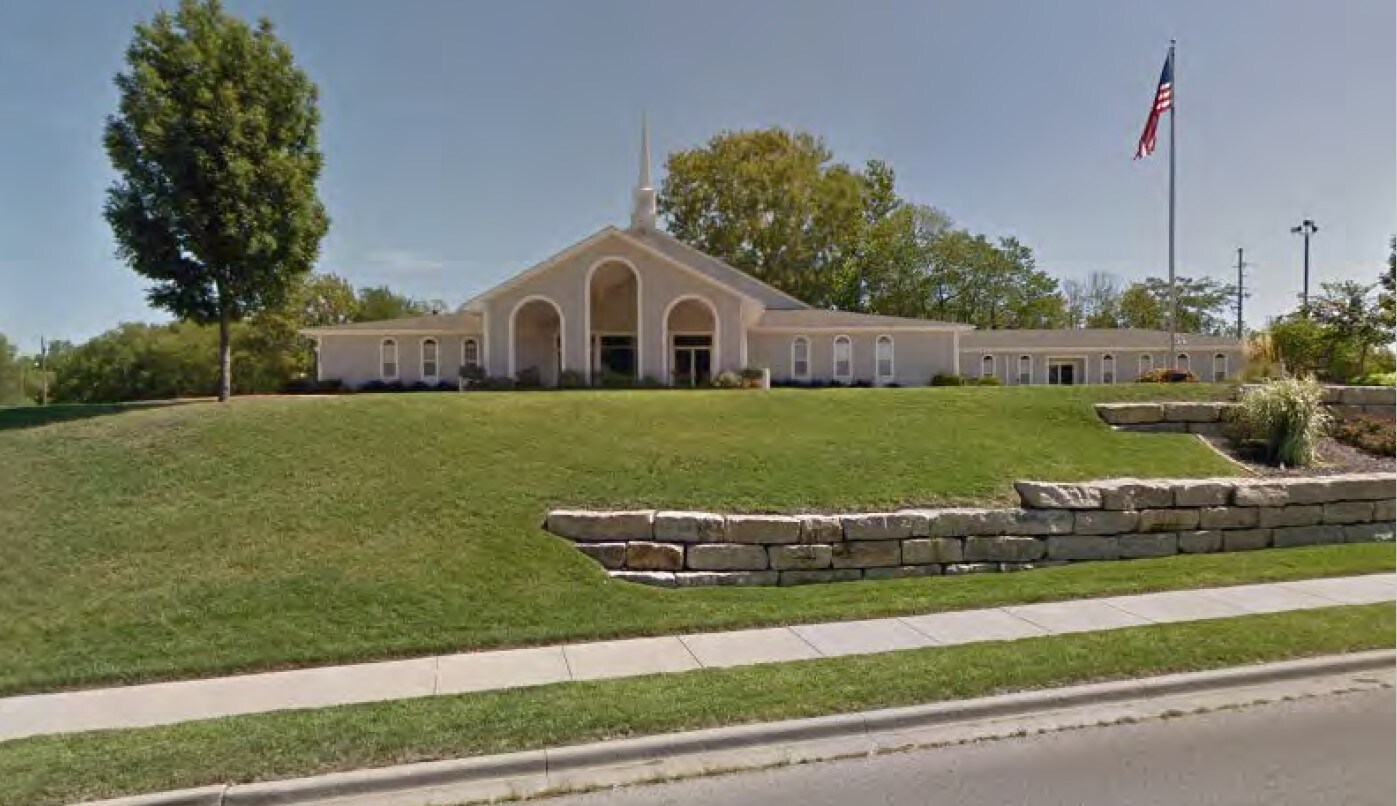 5555 NW Valley View Rd, Blue Springs, MO for sale Primary Photo- Image 1 of 1