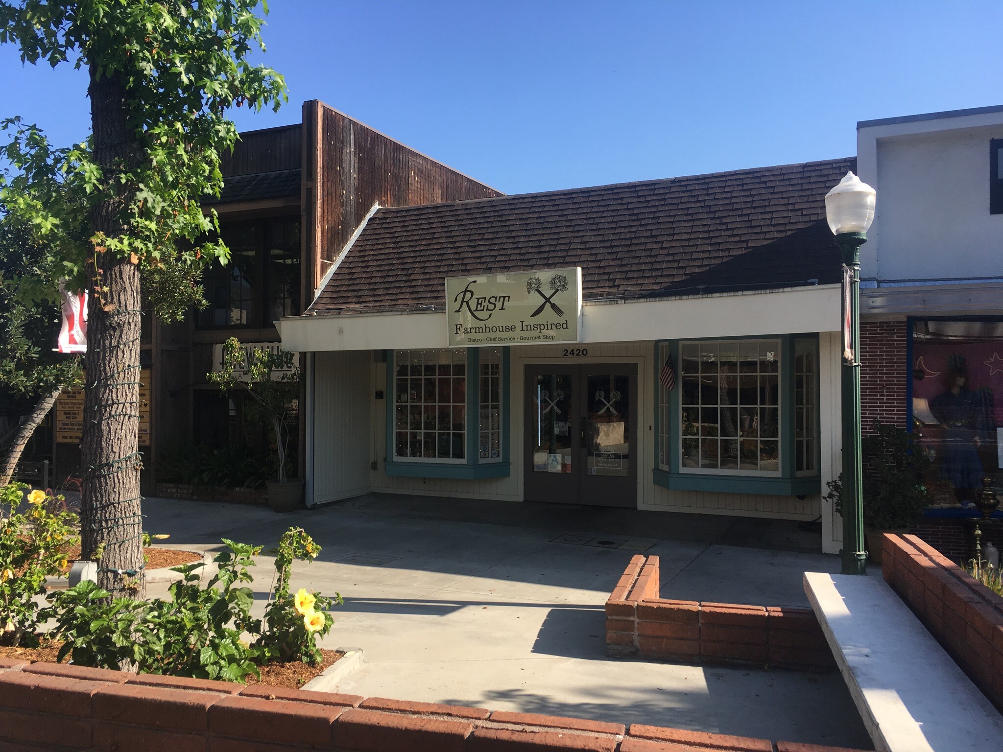 2420 Honolulu Ave, Montrose, CA for sale Building Photo- Image 1 of 1