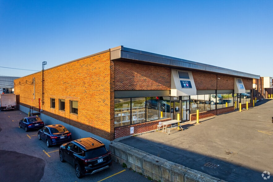 1050-1070 Rue Beaulac, Montréal, QC for lease - Building Photo - Image 1 of 5
