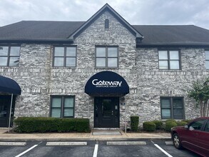 1109 48th Ave N, Myrtle Beach, SC for lease Interior Photo- Image 1 of 9