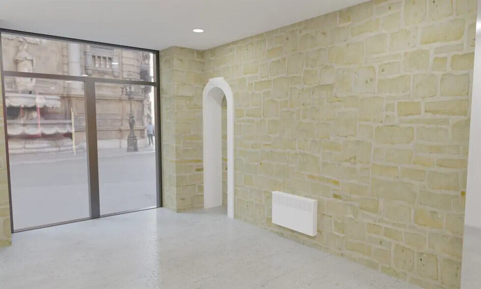 Retail in Paris for lease - Interior Photo - Image 3 of 3