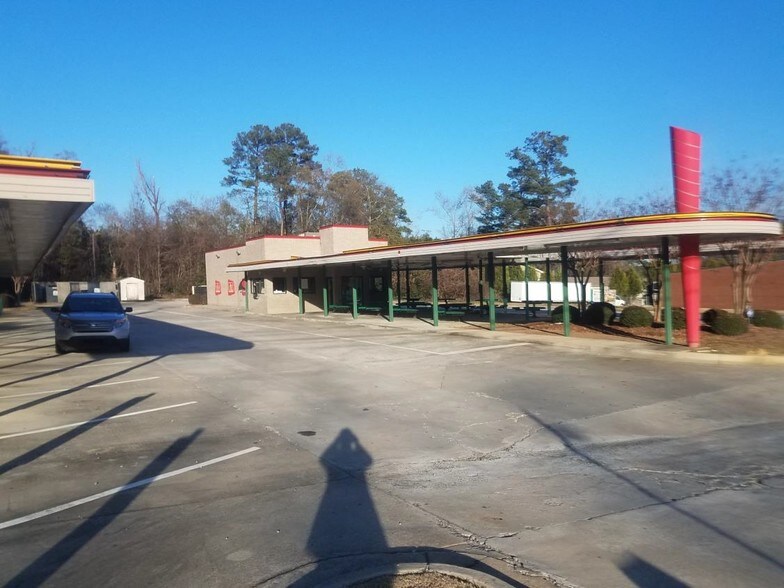 3837 Mercer University Dr, Macon, GA for sale - Primary Photo - Image 1 of 1