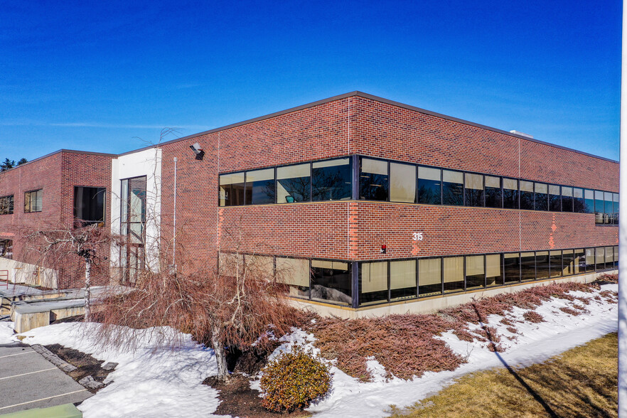 315 University Ave, Westwood, MA for lease - Building Photo - Image 3 of 12