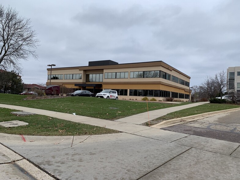 1001 Fourier Dr, Madison, WI for lease - Building Photo - Image 1 of 6