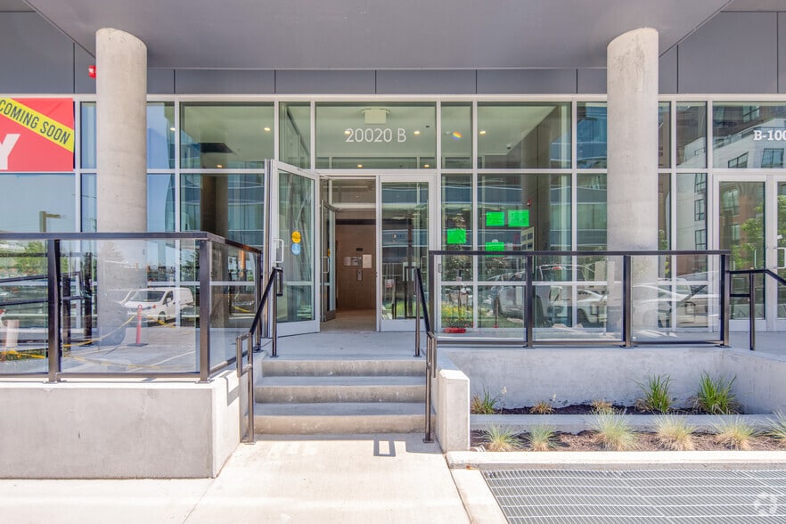 20020B 84 Av, Langley, BC for sale - Building Photo - Image 3 of 11