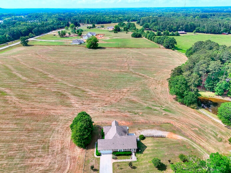 259 Highway 11, Social Circle, GA for sale - Primary Photo - Image 1 of 1