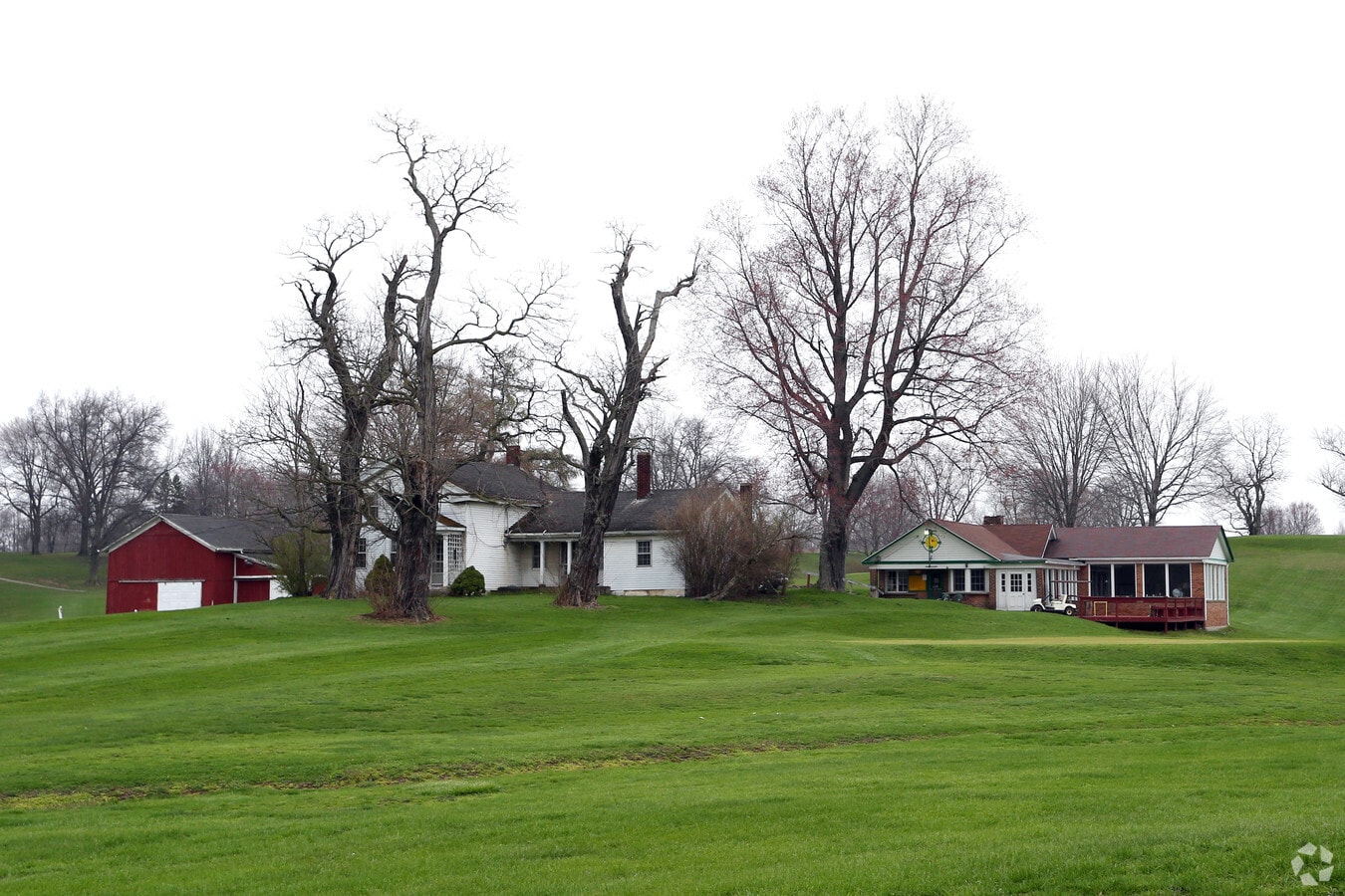 1105 Tallmadge Rd, Kent, OH 44240